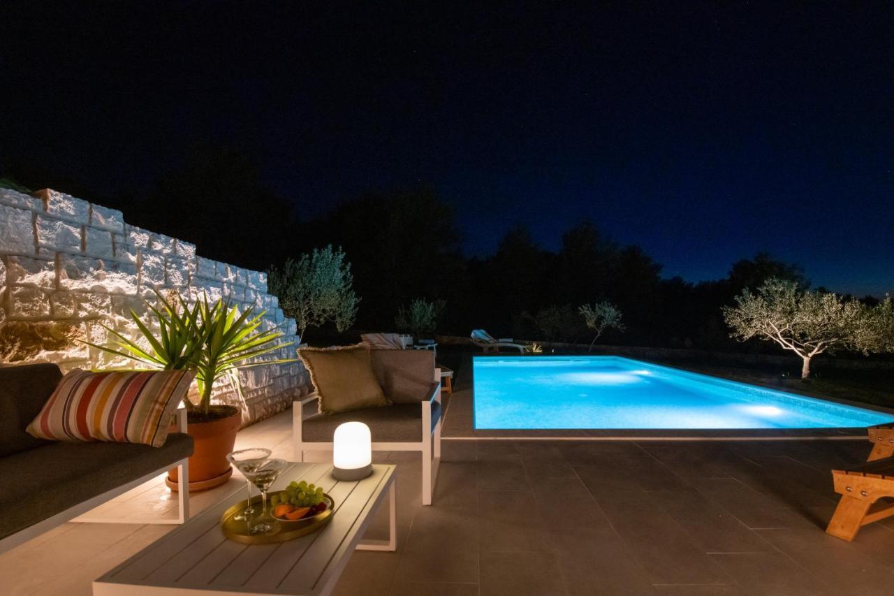 Villa Mista Sutivan Ngoại thất bức ảnh
